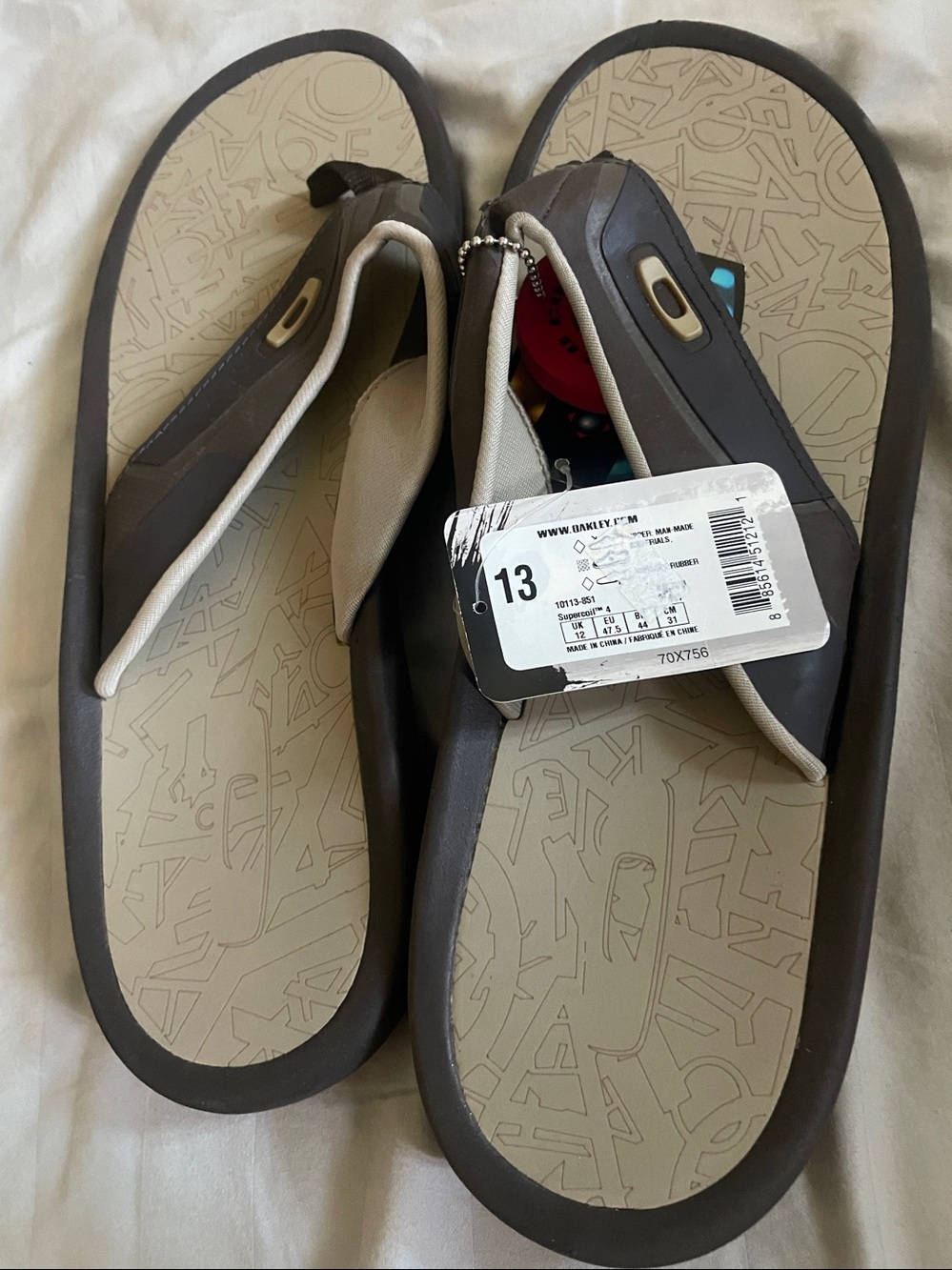Oakley Men’s  Flip Flop Sandals - Casual Comfort